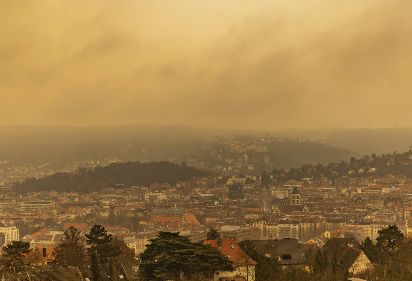 Najava neobičnog fenomena: Nebo uskoro u žutom sjaju, meteorolozi otkrivaju tajnu