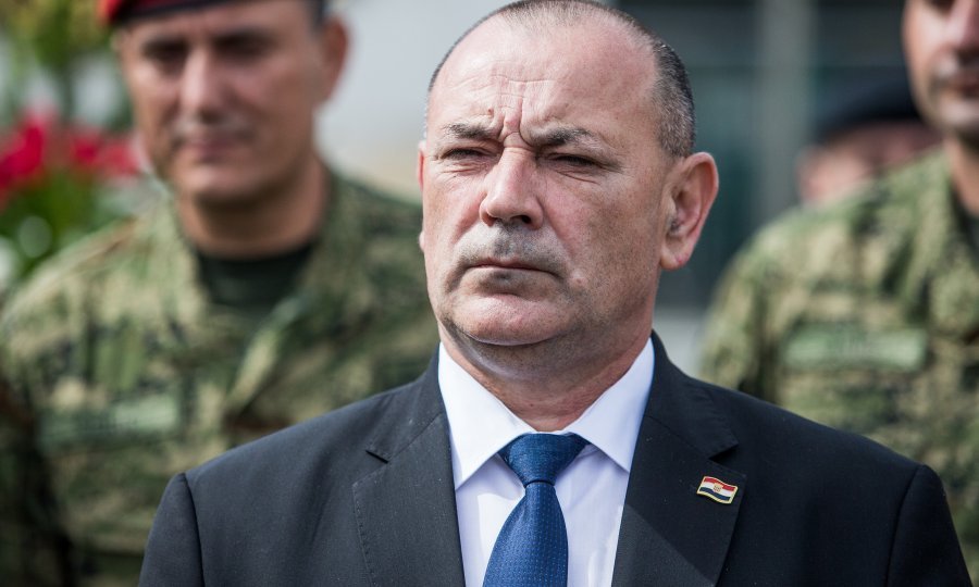 Ministarstvo hrvatskih branitelja objavljuje reagiranje na isticanje zvijezde petokrake u Rijeci