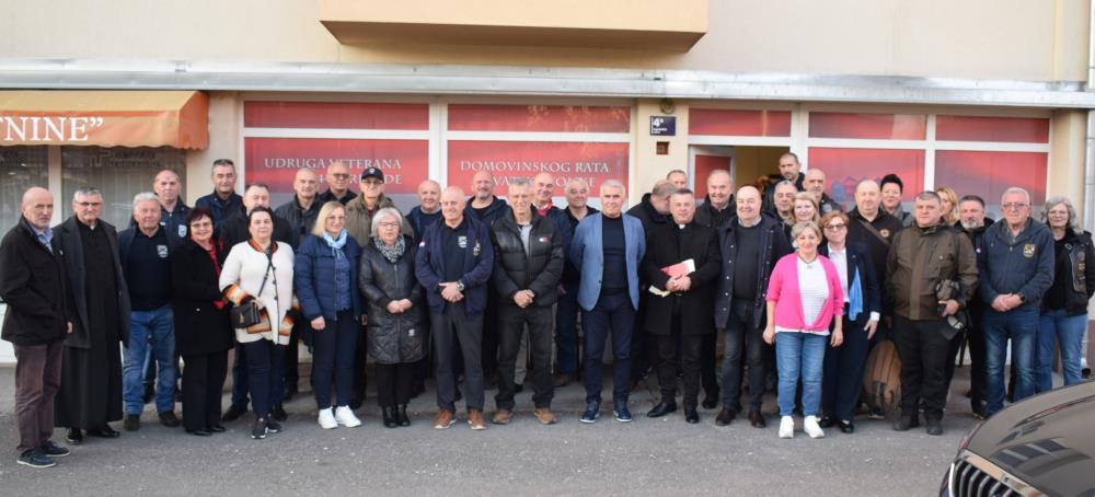 Nakon 30 godina čekanja, svečano otvorene prostorije Udruge veterana 144. brigade