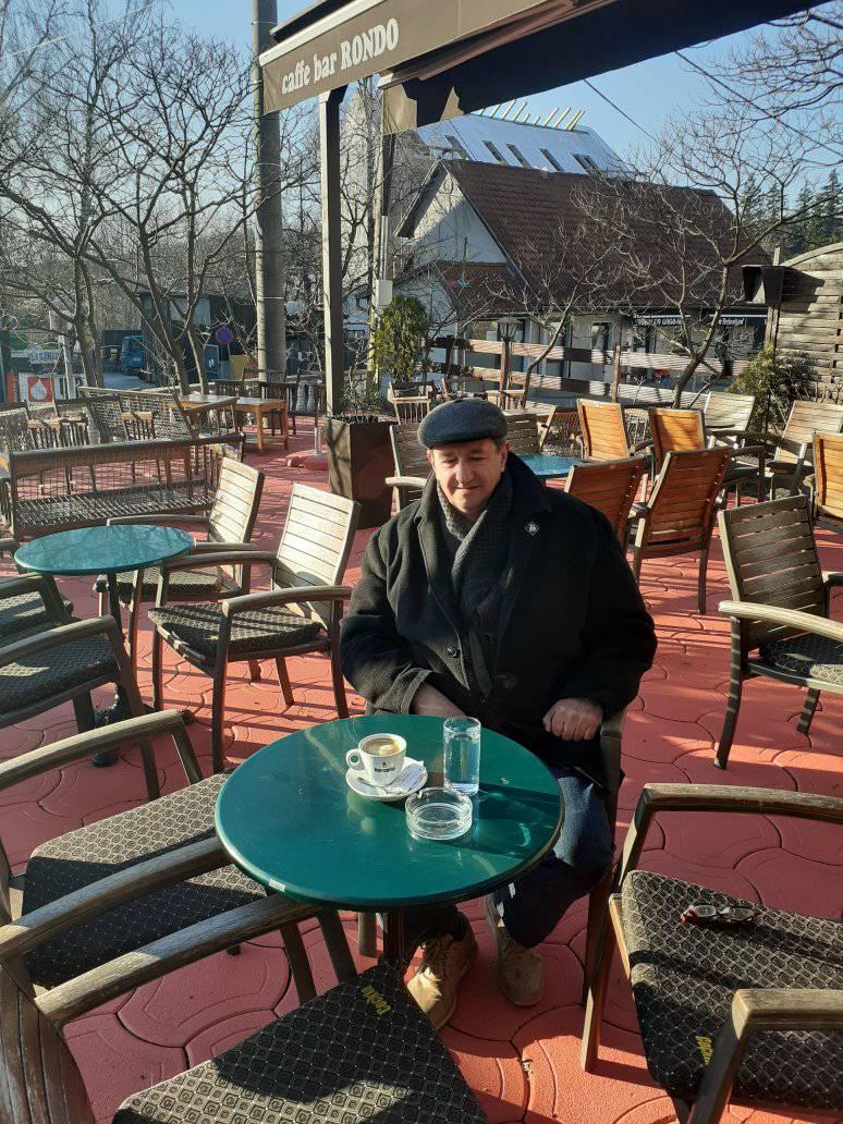 OTVORENE TERASE Željko Sačić: Sa kavom dobiješ upalu mjehura, bubrega, konjuktivitis, ali vrijedi i taj  rizik preuzeti za korak ka "staro normalnom životu"