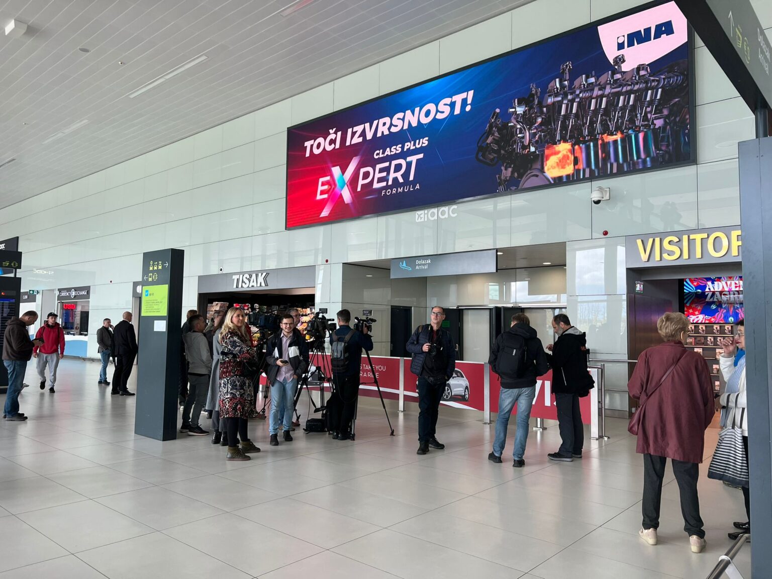 Šestero Hrvata evakuiranih iz Pojasa Gaze sletjelo u zagrebačku zračnu luku