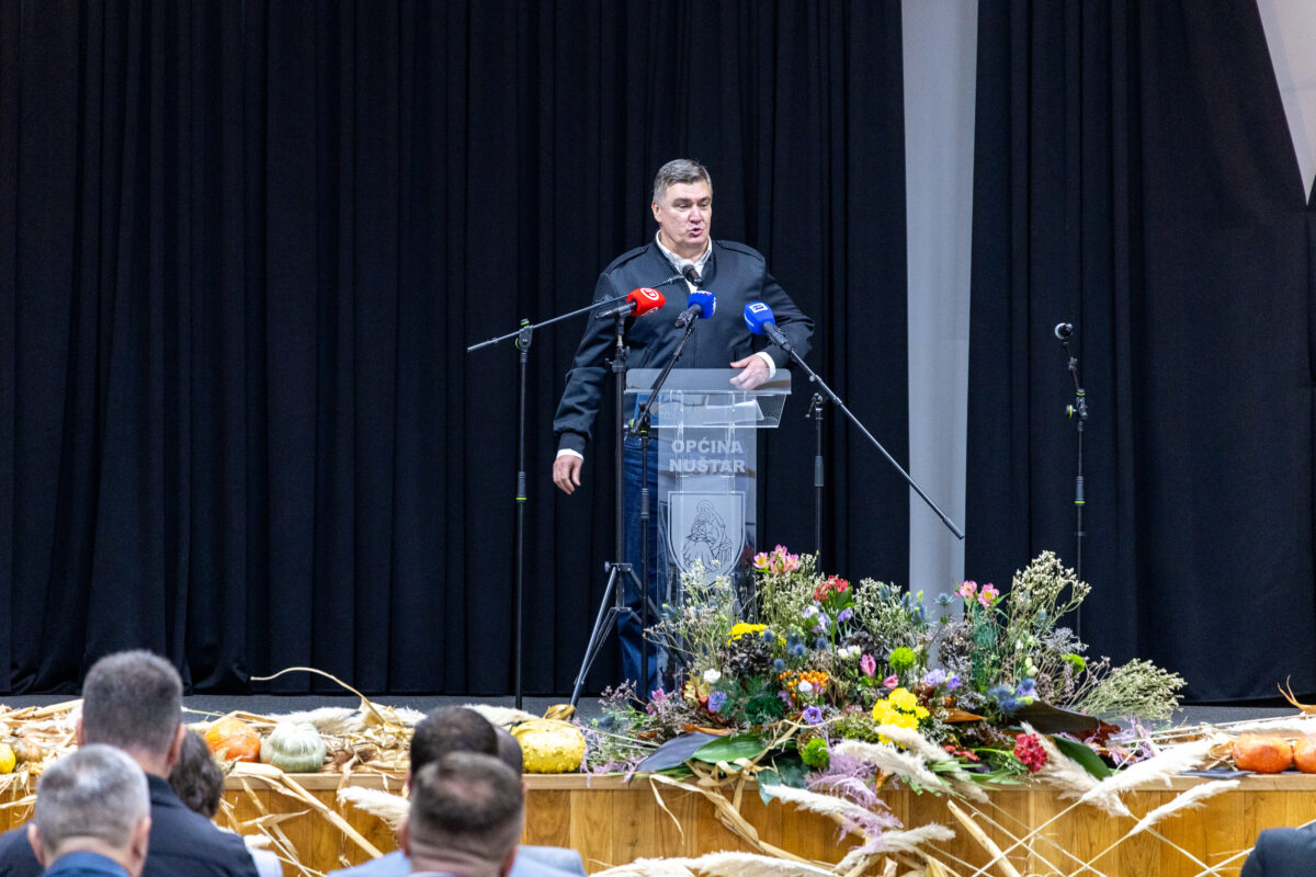 Milanović u Nuštru: "300 branitelja 1991. branilo je cijelo mjesto"