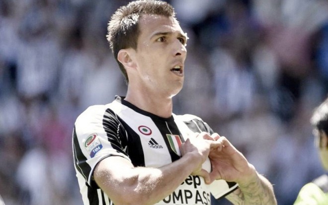 MARIO MANDŽUKIĆ SELI NA BLISKI ISTOK: Čeka ga 6 milijuna eura plaće i titula najveće nogometne zvijezde u zemlji