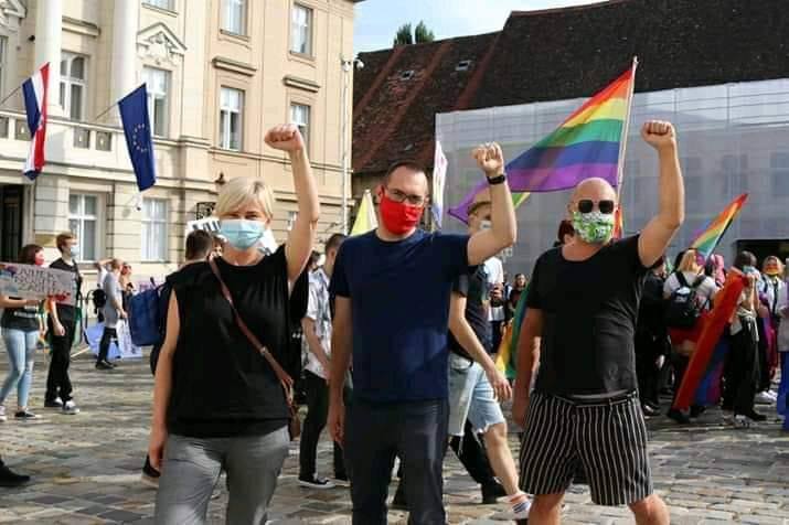 O čijoj to mržnji bulazne globalisti, promotori rodne ideologije i prevaranti iz "Možemo" uz pomoć svojih trbuhozboraca iz vodećih "hrvatskih" medija!?