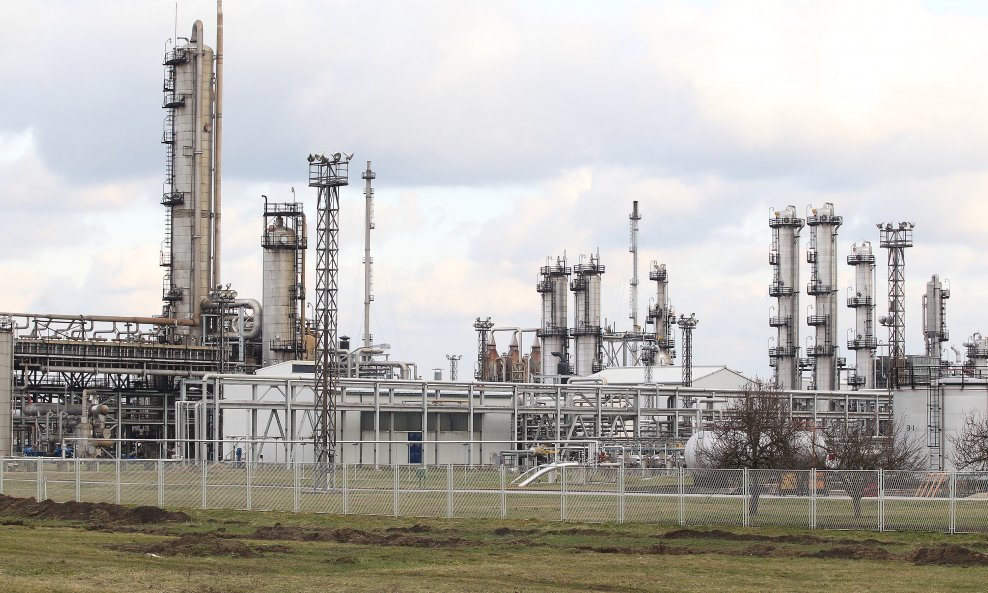 MOL pokreće četvrtu arbitražu protiv Hrvatske zbog sporne prodaje plina: Je li Vlada prekršila zakon?