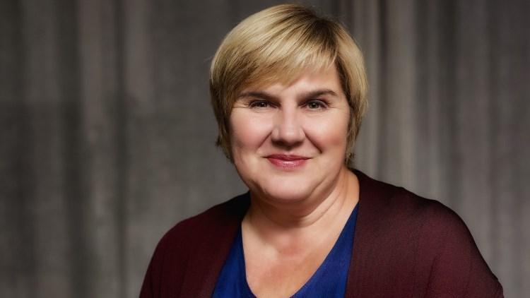 Željka Markić tužila SNV zbog teksta u kojem se Dežulović zapitao je li ona glupa plavuša. Sud ju je glatko odbio