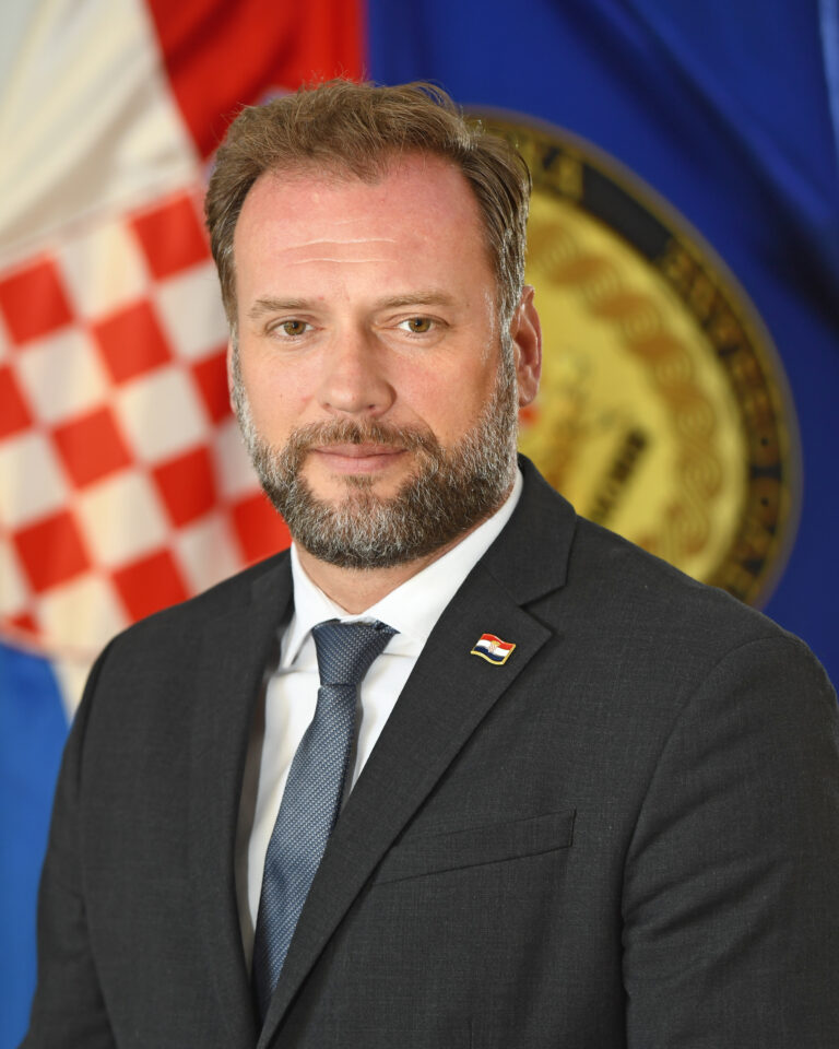 Banožić u SAD-u: Drago mi je čuti da smo izrasli u respektabilnu vojnu silu