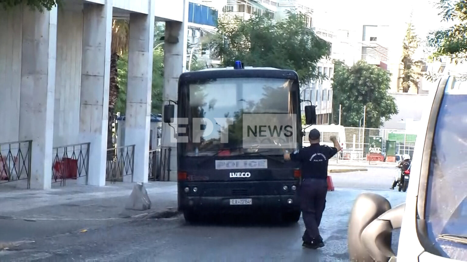 Istraga ubojstva grčkog navijača: DNK tragovi beskorisni, policija se okreće snimkama nereda. Hrvatske navijače počeli raspoređivati po zatvorima