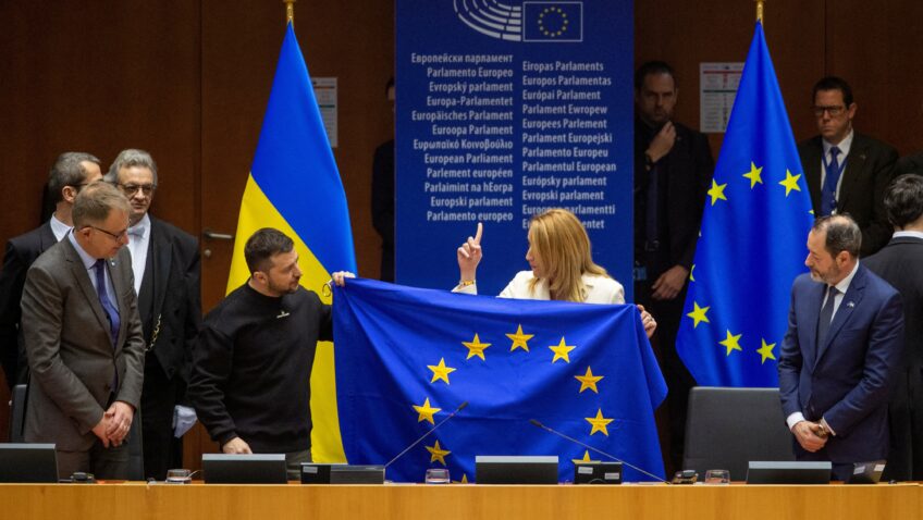 ‘NEMAMO JE*ENIH AVIONA ZA SLANJE!’ Brutalna poruka Zelenskom, velika obećanja mogla bi biti ćorak: Možda će biti prekasno
