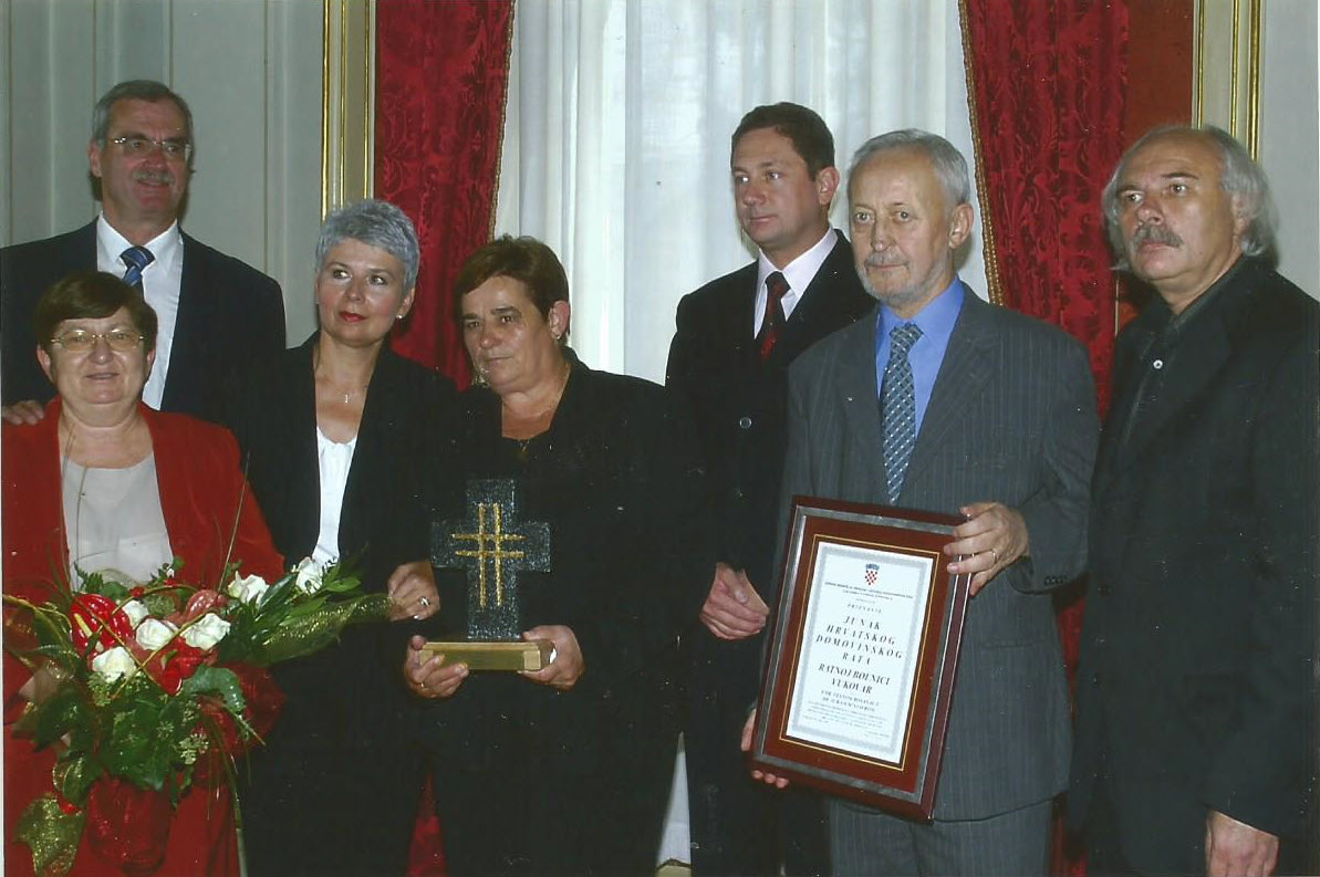 Dr. Njavro je srce i dušu ostavio za Hrvatsku!