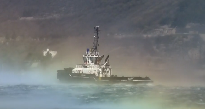 Olujna bura i crveni alarm na Jadranu: Opasno vrijeme s kišom, snijegom i niskim temperaturama