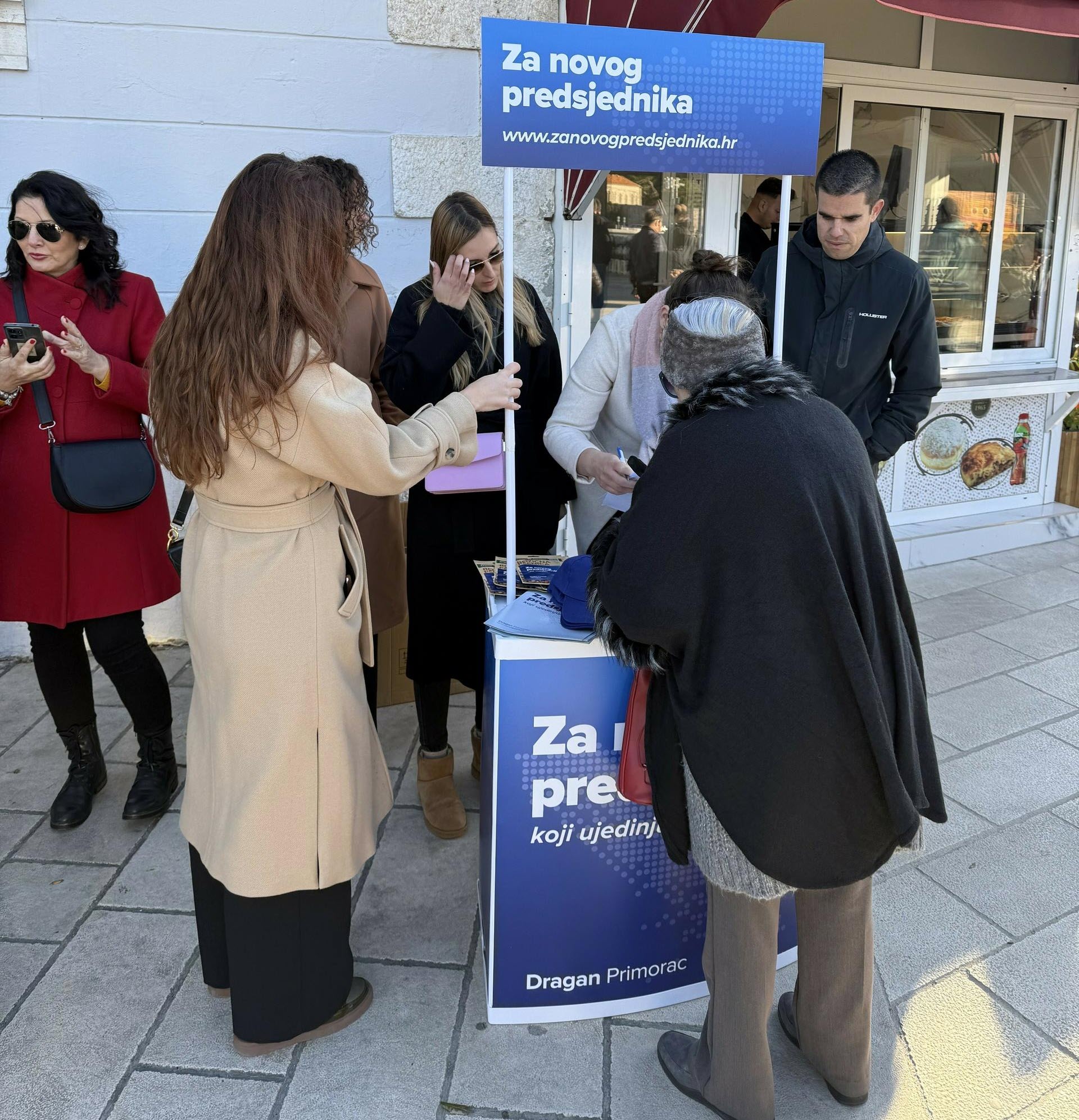 Dragan Primorac prvi predaje predsjedničku kandidaturu Državnom izbornom povjerenstvu