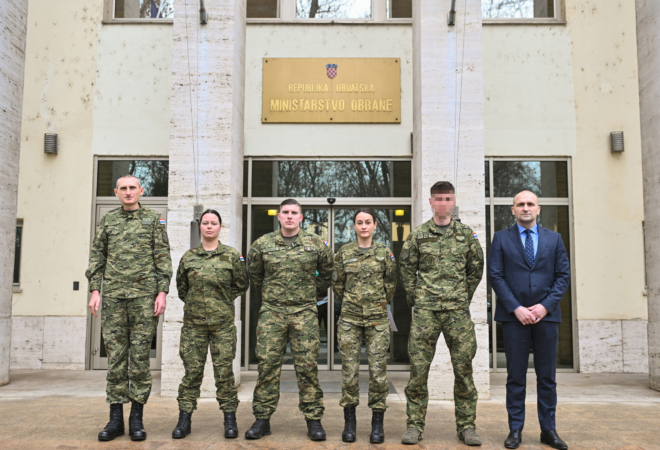 Heroji u uniformi i izvan nje: Hrvatski vojnici spasili živote kod Slavonskog Broda i u Osijeku