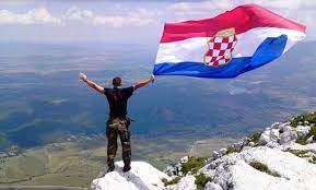 RASTI SINE, DOČEKAT ĆEŠ…