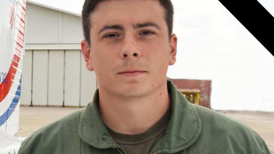 Obitelj, prijatelji i Krila Oluje oprostili se od Luke Jagatića