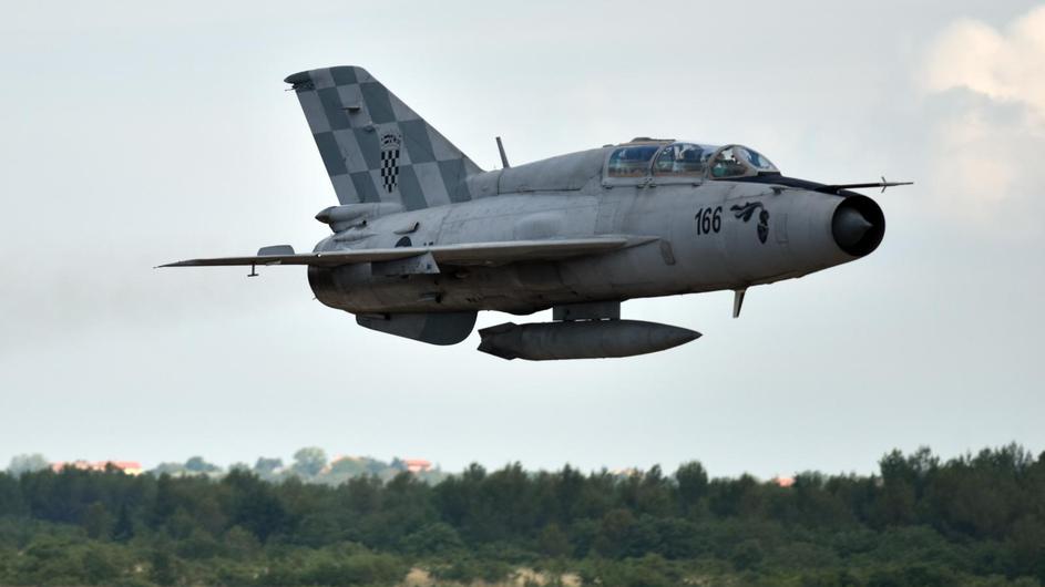 Vojni avioni letjet će do petka, možda će probijati zvučni zid