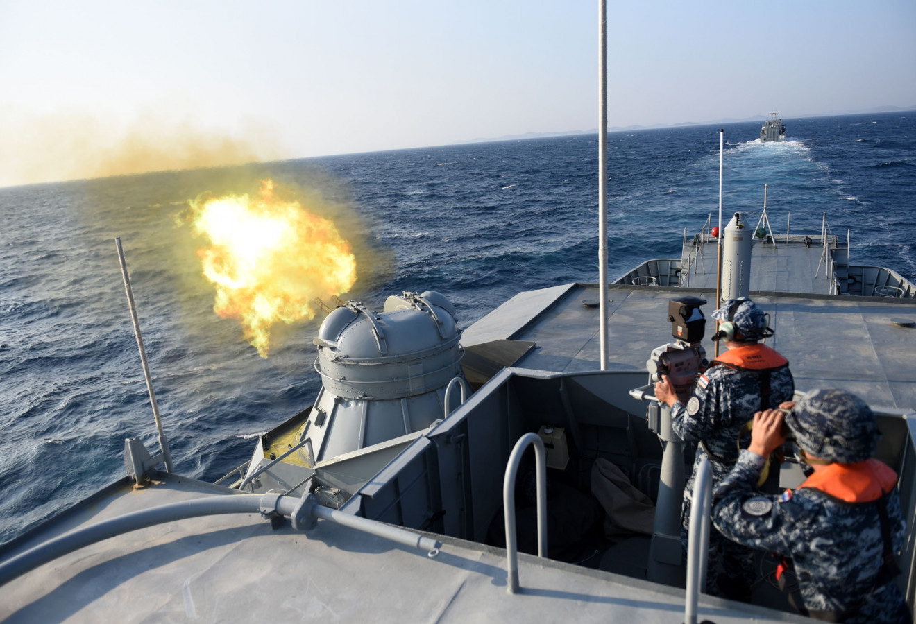 HRVATSKA VOJSKA POKAZUJE SVOJU RAZORNU MOĆ! Isplovljava mornarica, dižu se avioni: Sprema se grmoglasna paljba