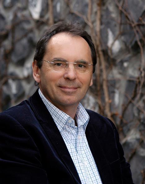 FIZIČAR I KRISTOV SLUGA DAVOR PAVUNA - Ovo više nije žuti nego CRVENI karton čovječanstvu. PROBUDIMO SE! (VIDEO)