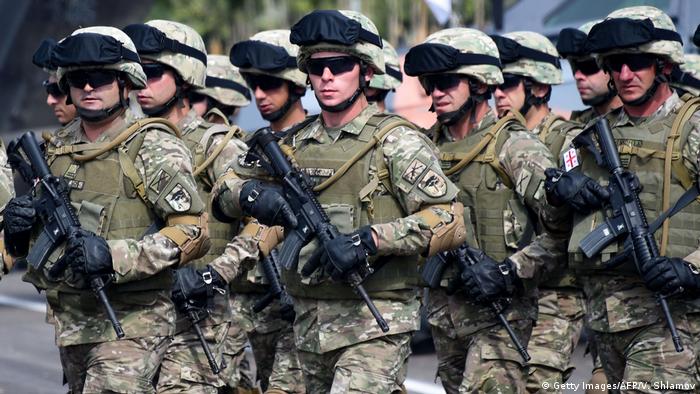 SPREMA SE NEŠTO VELIKO? NATO PREGRUPIRA VOJSKU! Mobilizacija u tijeku, američke trupe stižu – “Putin narušio mir u Europi”