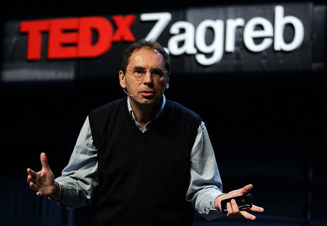 Znanstvenik Davor Pavuna - Mi osviješteni smo režiseri i glumci, svatko svoje osobne projekcije-drame