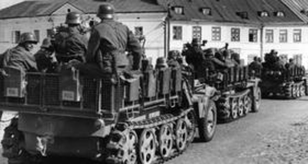 Staljin s Hitlerom u napadu na Poljsku