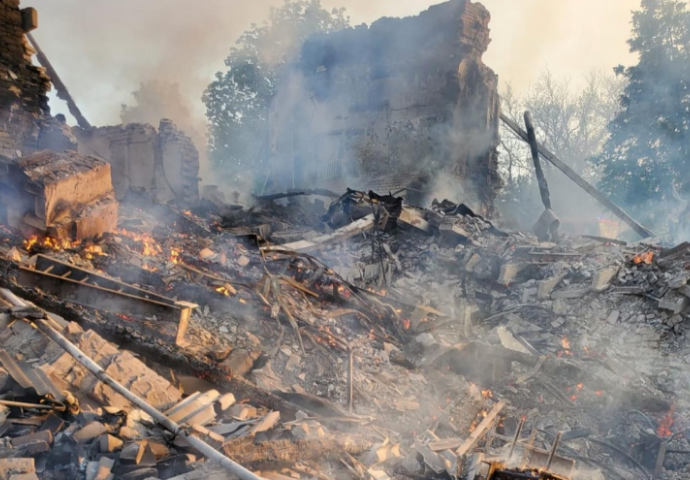 ZAŠTO JE SAVJETNIK ZELENSKOG PODNIO OSTAVKU? Rekao je nešto što je razbjesnilo vlast u Ukrajini: Govorio o projektilima koji su donijeli razaranje