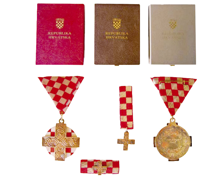 Mladen Pavković: Pojedinci besramno prodaju ratna odličja!