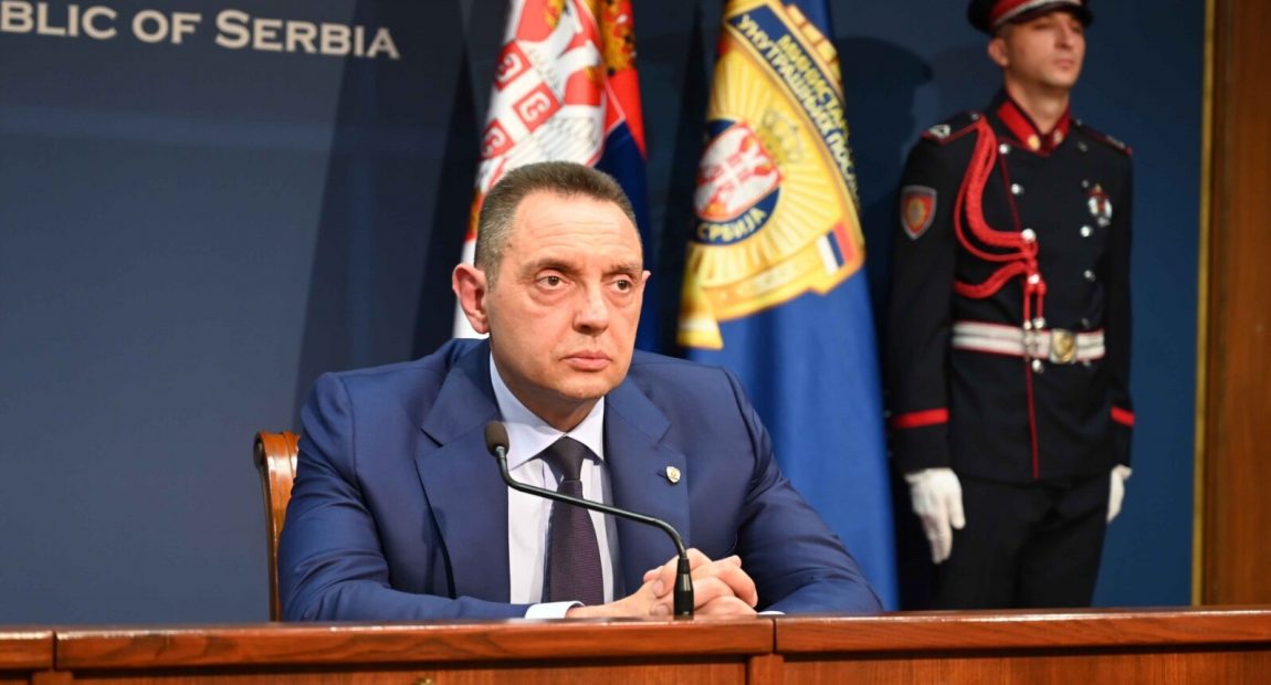 VULIN OPET SIPA BISERE: “Kad bi svi sudili svojim ratnim zločincima poput Srbije…”