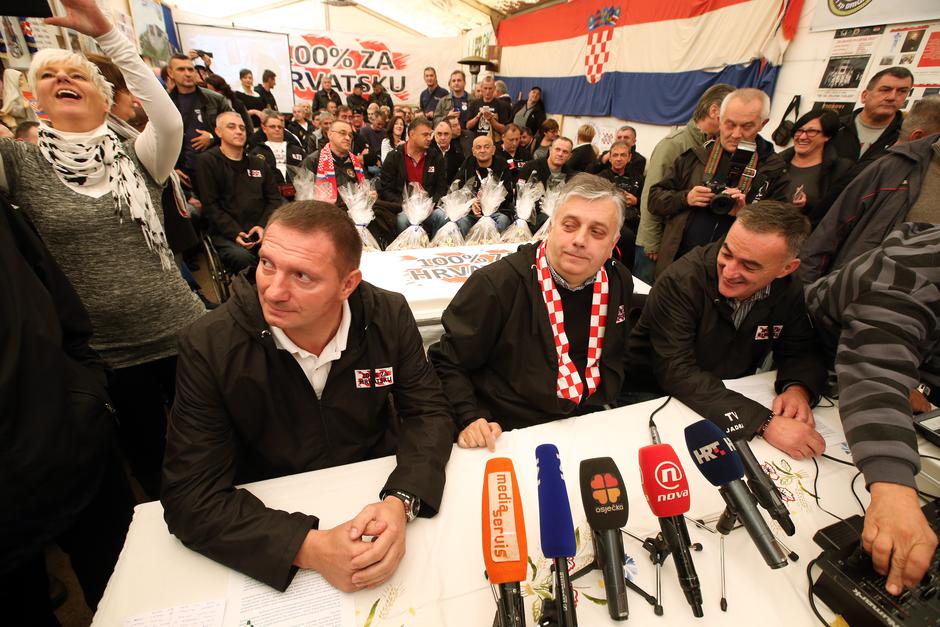 Klemm: SDP-ove vlade ujedinjuju branitelje, a HDZ-ove ih razjedinjuju