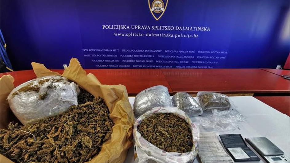 Velika zapljena u Splitu: Našli travu i kokain od 500.000 kuna