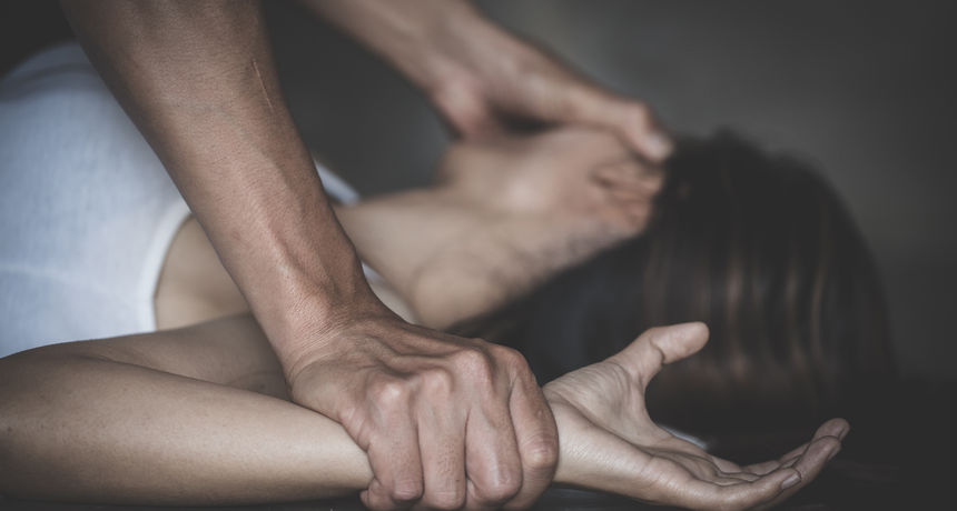 GROZAN SLUČAJ IZ SPLITA! GOTOVO GODINU DANA SILOVAO DJEVOJKU (18): Bila je njegova zaposlenica