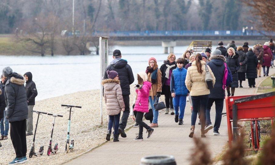Koliki su izgledi da se na otvorenom zarazimo novim sojem koronavirusa?