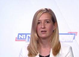 Ahmetović prozvala Medveda zbog obnove Banije: “Sada se srami svoje uloge”