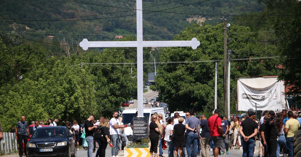 EKSPERTIZA DR. AKRAPA   ‘Niti je Zapad stao na stranu Srbije, niti je Kurti izazvao kaos na Kosovu‘