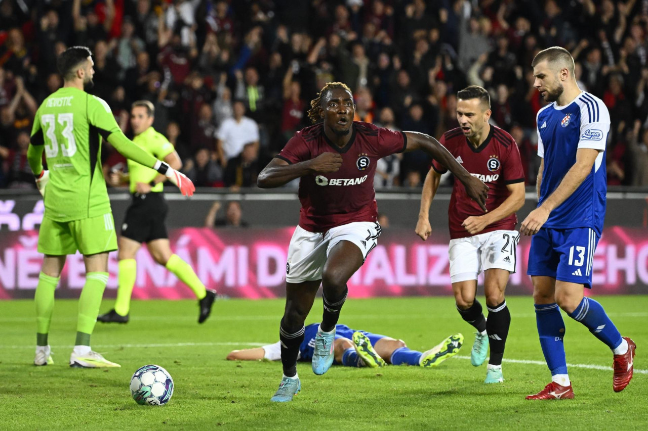 TEŽAK PORAZ MODRIH     Sparta zabila četiri komada i poslala Dinamo u Konferencijsku ligu