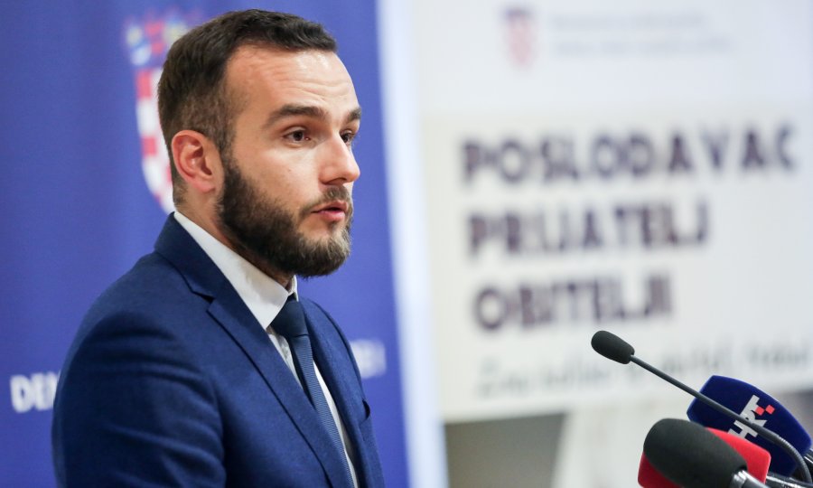 Aladrović pozvao sindikate javnih službi na sastanak: Kreću razgovori o rezanju plaća?