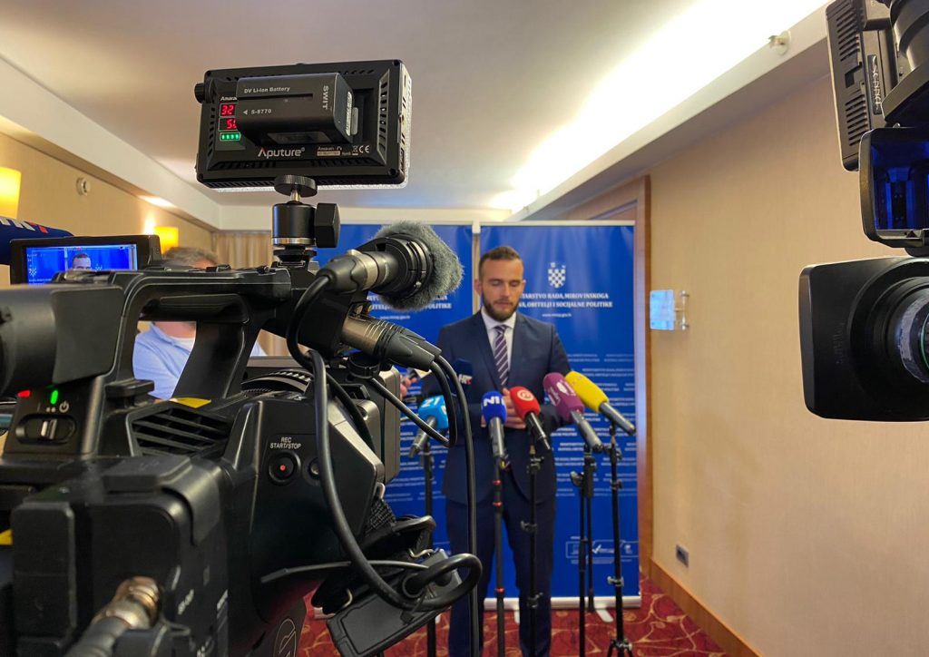 Aladrović: Nema potrebe za strahovanjem od otkaza, cilj mjera je upravo suprotno