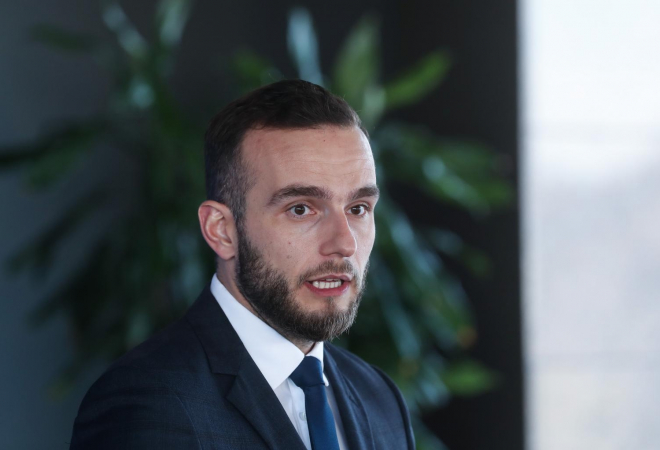 ALADROVIĆ PORUČIO ONIMA KOJI ODBIJAJU TESTIRANJE: ‘Ako se to ponavlja, jedna od opcija je i otkaz’