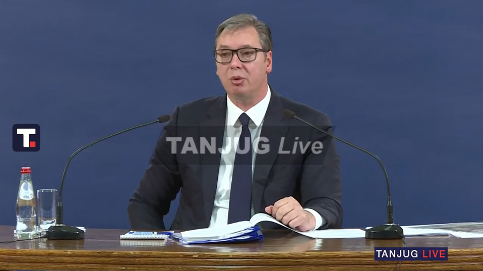Vučić se obraća naciji: “Bliži se Oluja, a Aco počinje provocirati”