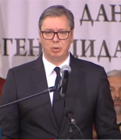 Intimne video snimke, BIA i Aleksandar Vučić koji ljudima prodaje tenkove u cvijeću: Bizarni prizori u Srbiji