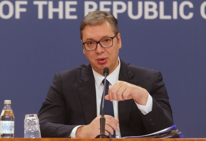 BAČIĆ O VJEŠANJU SRPSKIH ZASTAVA! POKAZAO ZUBE VUČIĆU! Stigla oštra poruka: Problem nastao na pitanju o Pupovcu!