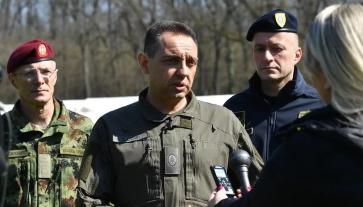 Vulin povezao atentat na Trumpa s mržnjom prema Srbiji: 'Neka se Vučić pripremi'