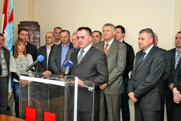 NOVI ZAKON: Neki ljudi se više neće moći kandidirati na lokalnim izborima!