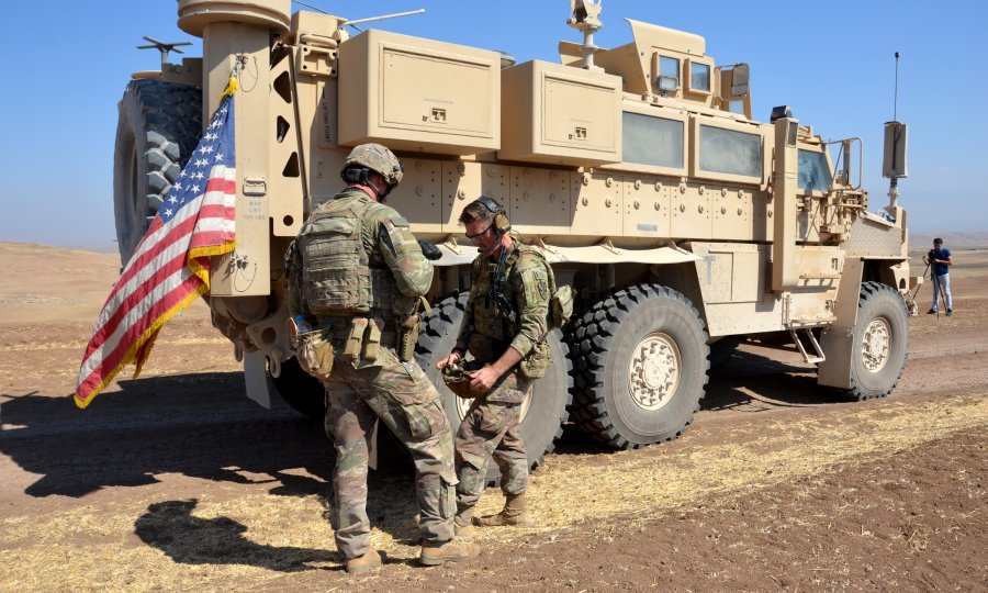 ESKALACIJA SUKOBA  Zračni udari SAD-a u Siriji nakon smrtonosnog napada na bazu koalicije