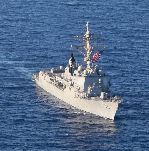 Američka mornarica odbila kompleksne napade Huta kod tjesnaca Bab al-Mandab