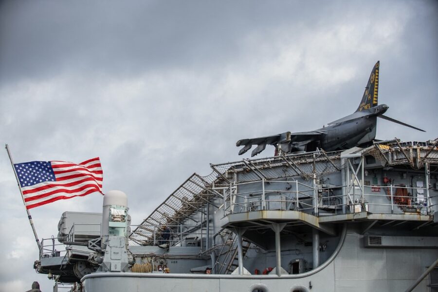 Američka ratna mornarica objavila video: Kineski brod presjekao put američkom razaraču