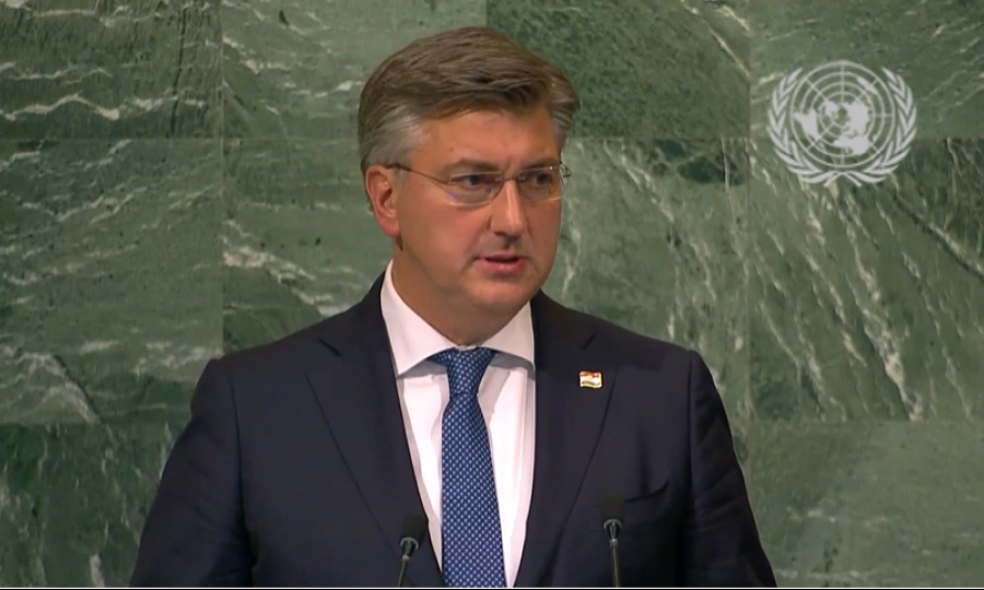 Plenković pozvao Schmidta da upotrijebi bonske ovlasti, najavio da će RH ugostiti prvi parlamentarni samit Krimske platforme