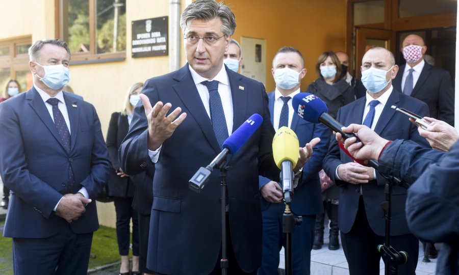 Plenković o  Milanovićevom zahtjevu: 'On je kao piroman koji se prerušio u vatrogasca'