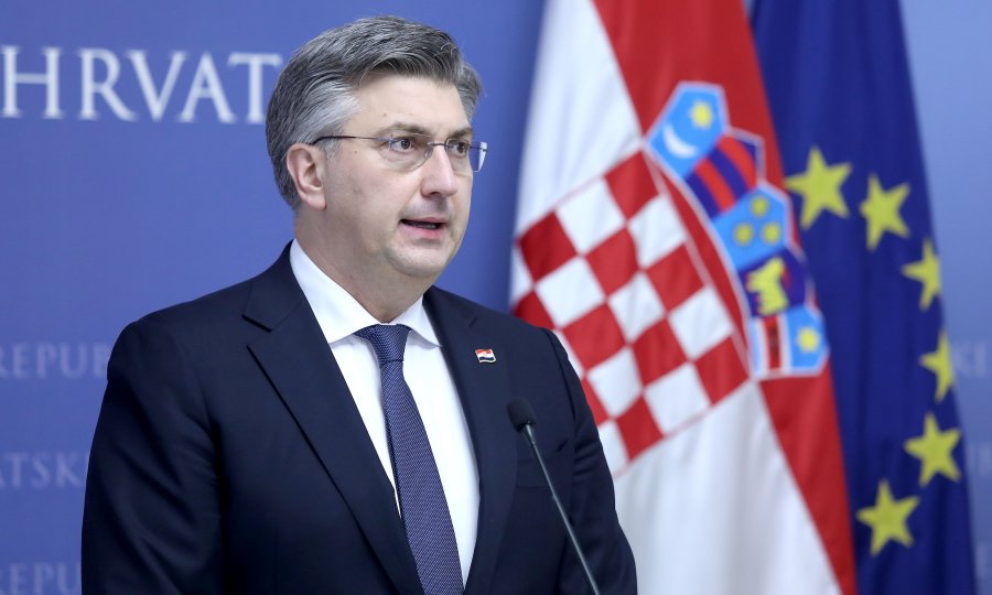 Plenković: Danas smo u hrvatskoj političkoj kulturi doživjeli potez bez presedana; sljubljena je krajnja desnica s ljevicom!