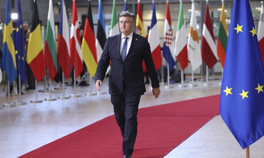 Plenković o Milanoviću i obuci Ukrajinaca: 'Nepismeni jataci. Ajde, ekipa, blokirajte pa da vidimo'